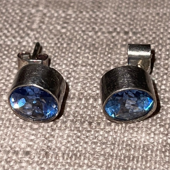 925 Sterling Silver Earrings - Picture 5 of 6